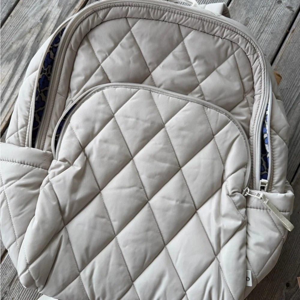 Vera Bradley ~ ‎ "Pumice Stone" ~ Essential Large Backpack New $195 - Picture 7 of 8